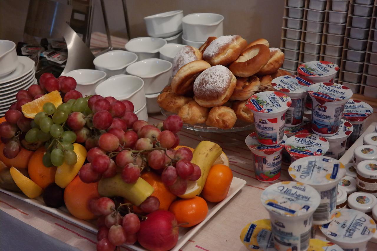 Zamek Krolewski W Niepolomicach Niepołomice Buitenkant foto